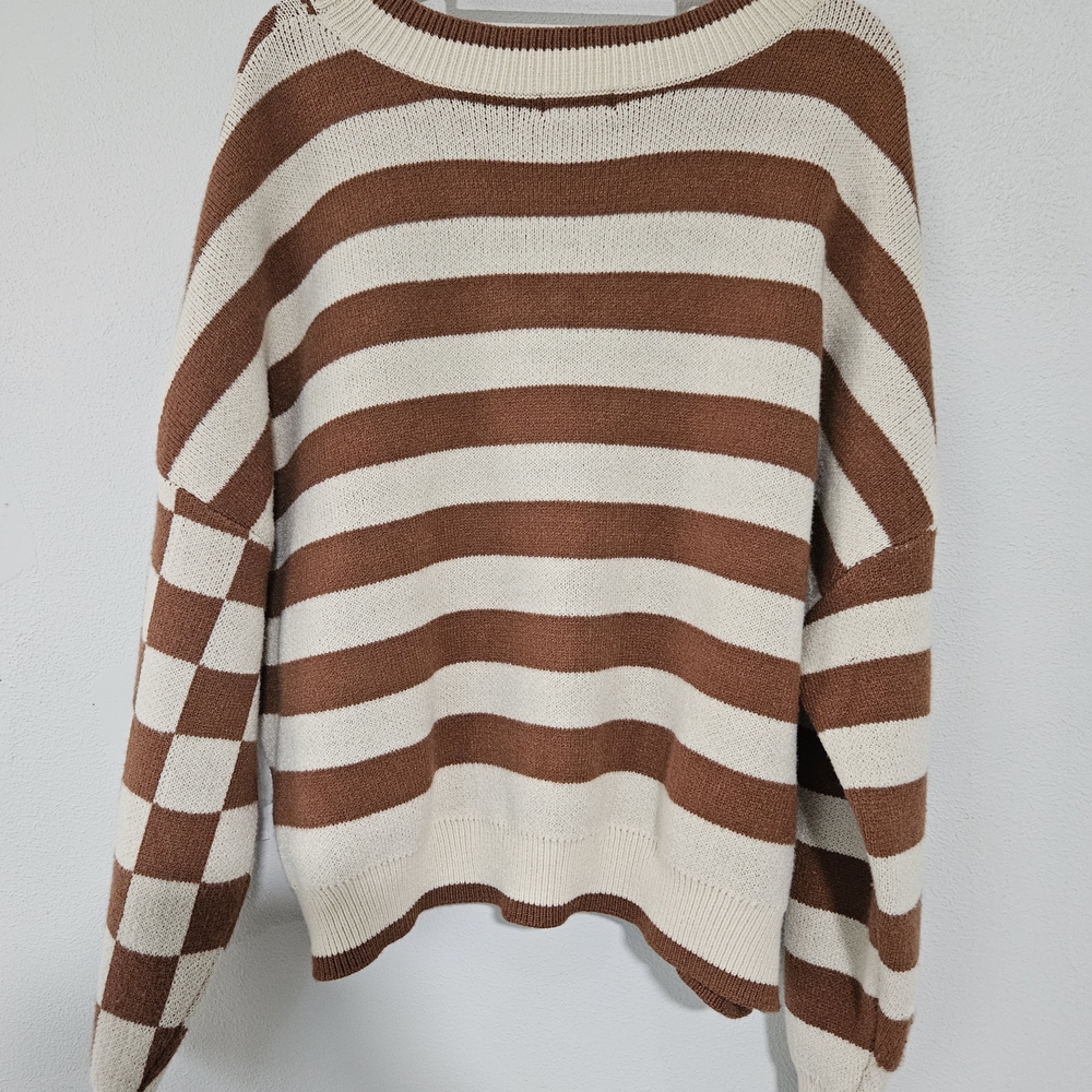 Originality Women's Cropped Cardigan - Picture 4 of 7